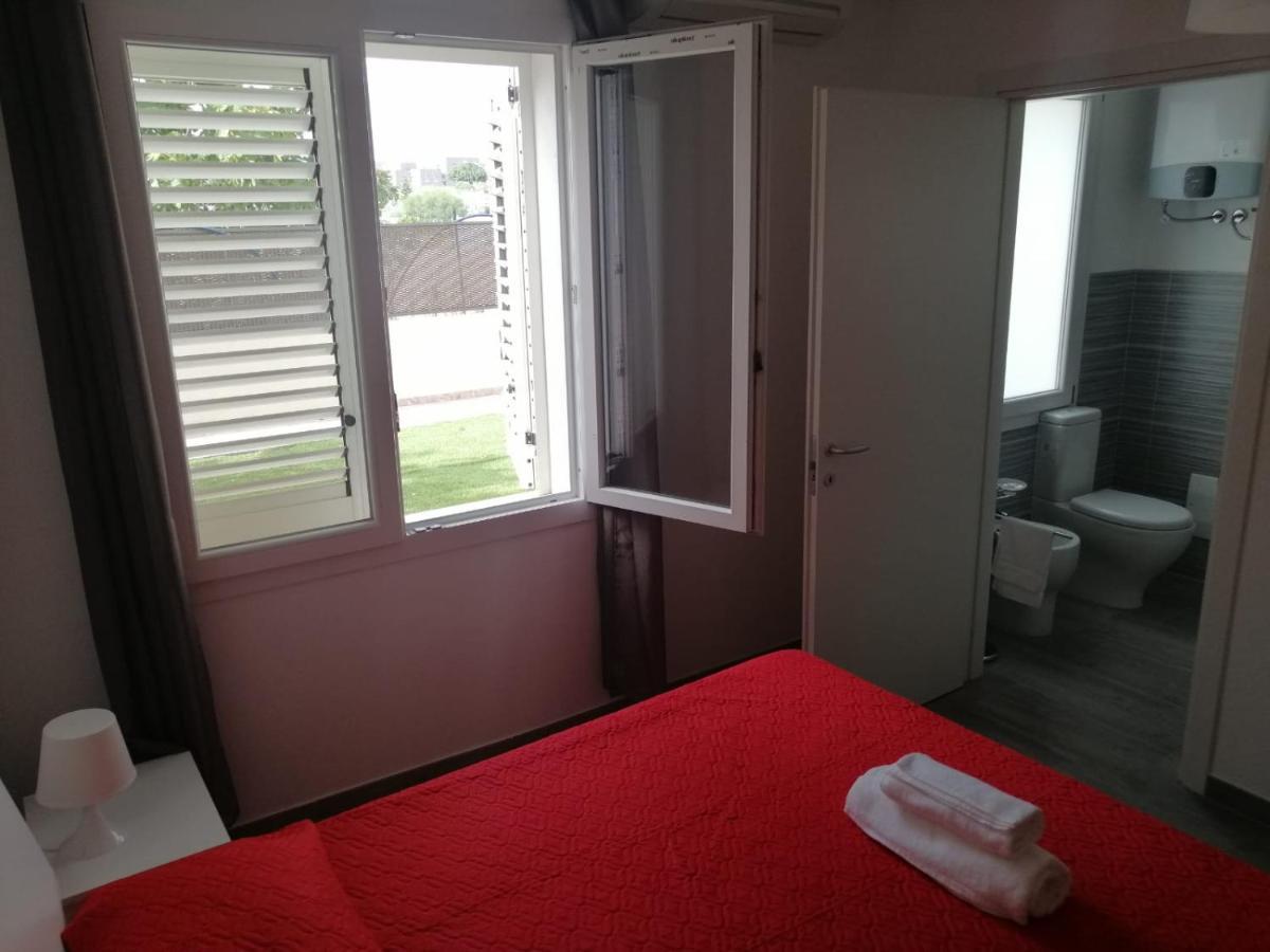 La Cittadella Rooms Monserrato Luaran gambar