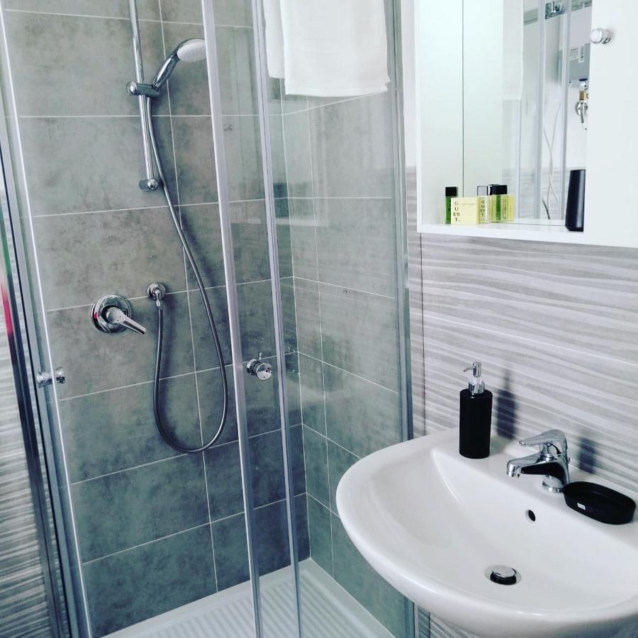 La Cittadella Rooms Monserrato Luaran gambar